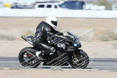 media/Jan-15-2026-Racers Edge (Thu) [[dfebeb70ab]]/2-A Group/Session 3 (Turn 15 Inside Pans)/